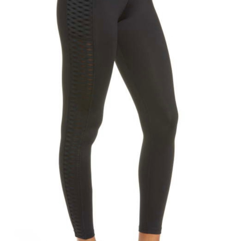 NWT black Brooks Greenlight Tights